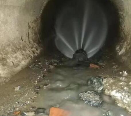 鲁甸市政管道清淤