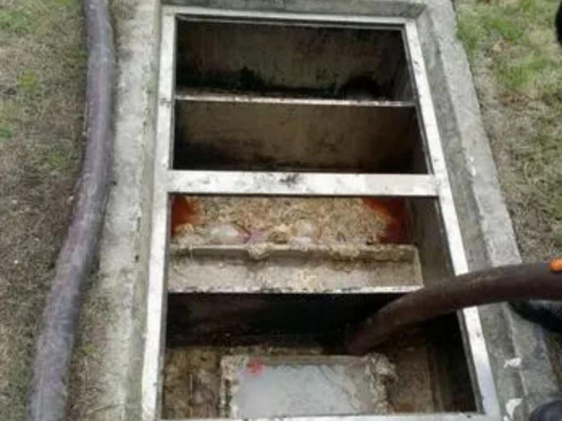 鲁甸隔油池清理